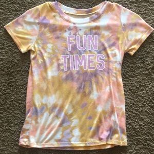 Fun Tie Dye shirt💕🌸